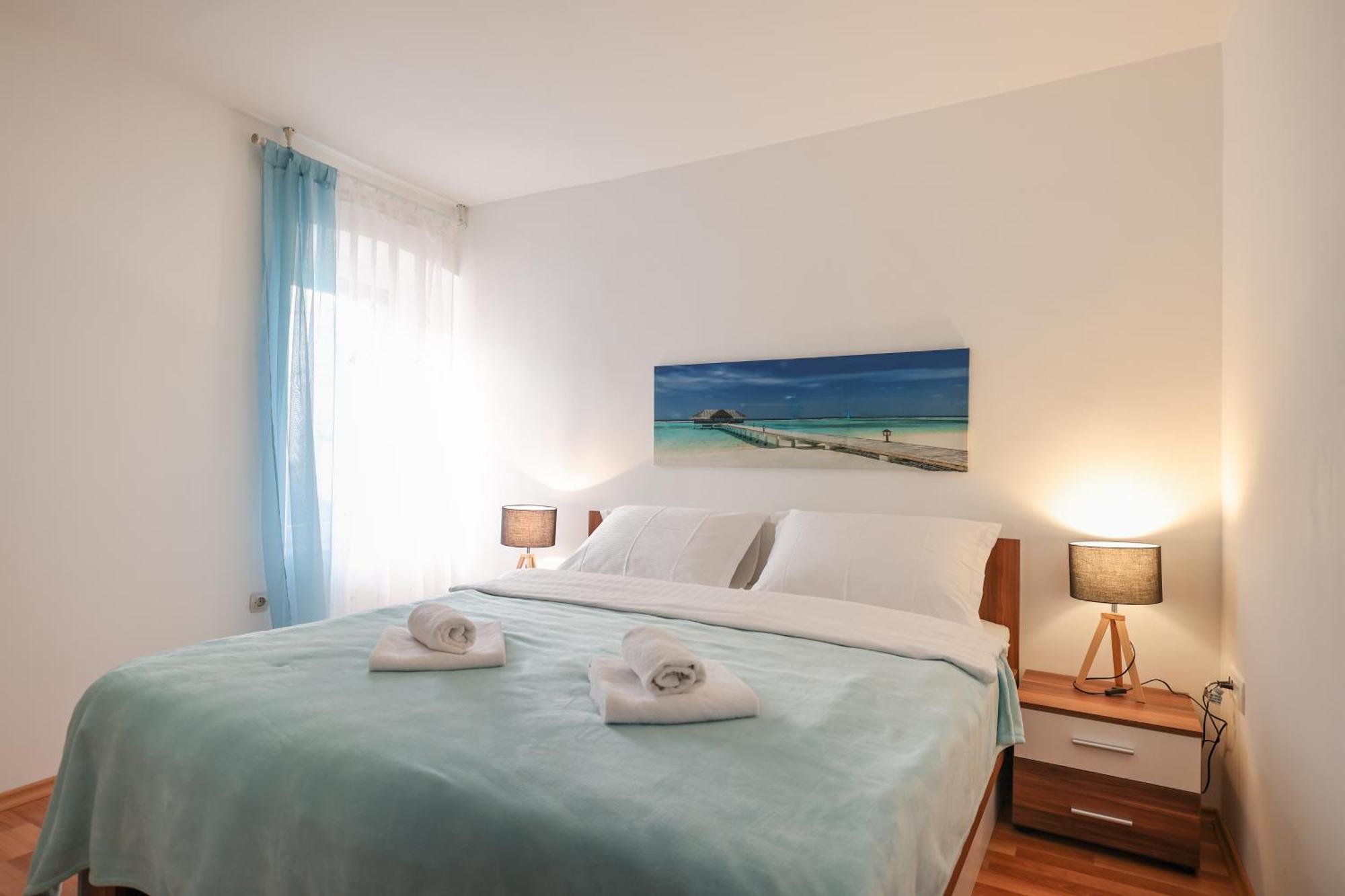 Viva - 2 Bedroom Apt In City Centar Zadar Buitenkant foto