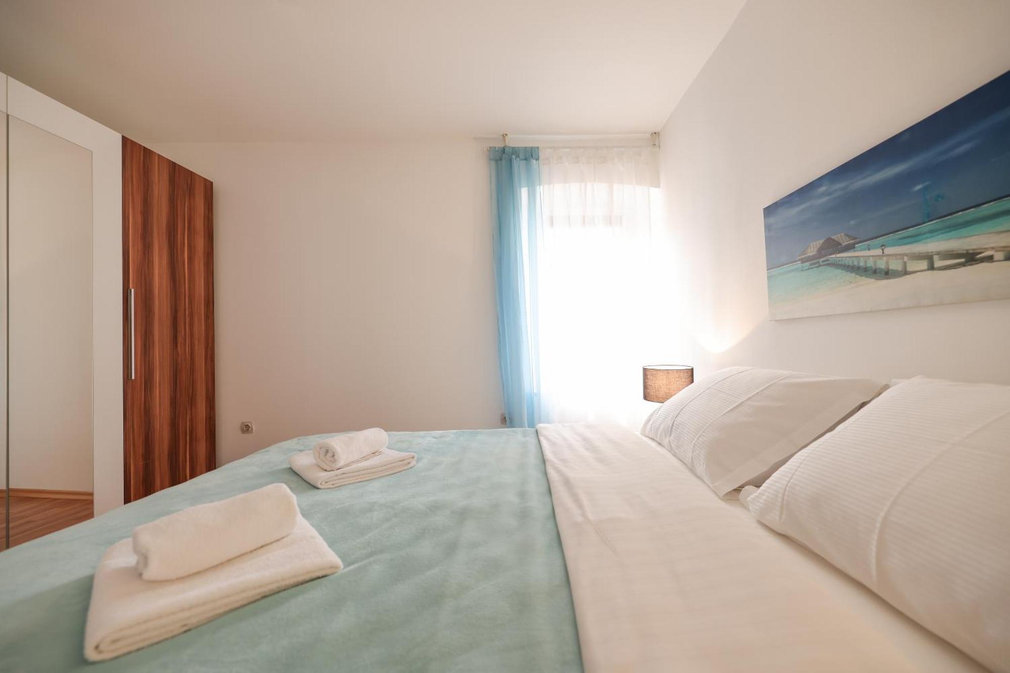 Viva - 2 Bedroom Apt In City Centar Zadar Buitenkant foto